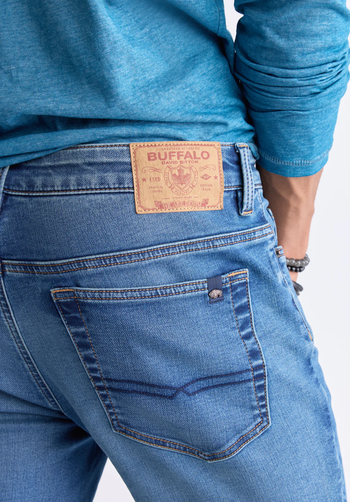 Slim Ash Men's Freedom Flex Jeans, Authentic Washed Indigo - BM26017 - Image 5