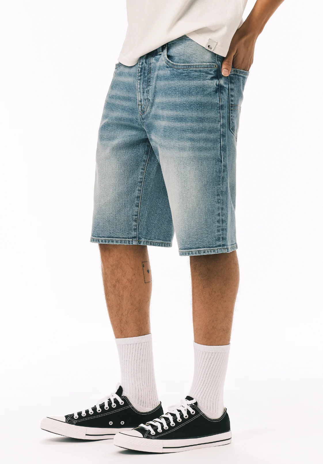 Relaxed Straight Dean Men's Denim Shorts, Authentic Worn - BM22952 - Image 2