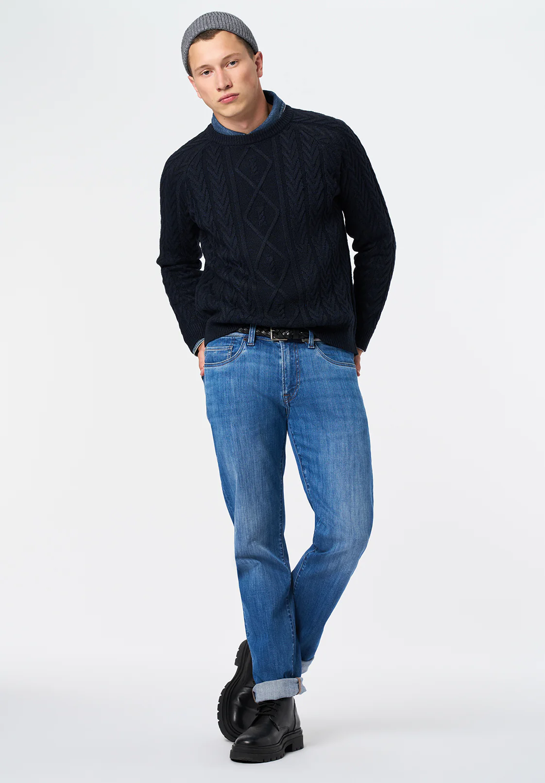 Relaxed Straight Driven Men's Jeans, Vintage Light Blue - BM26100 - Image 4
