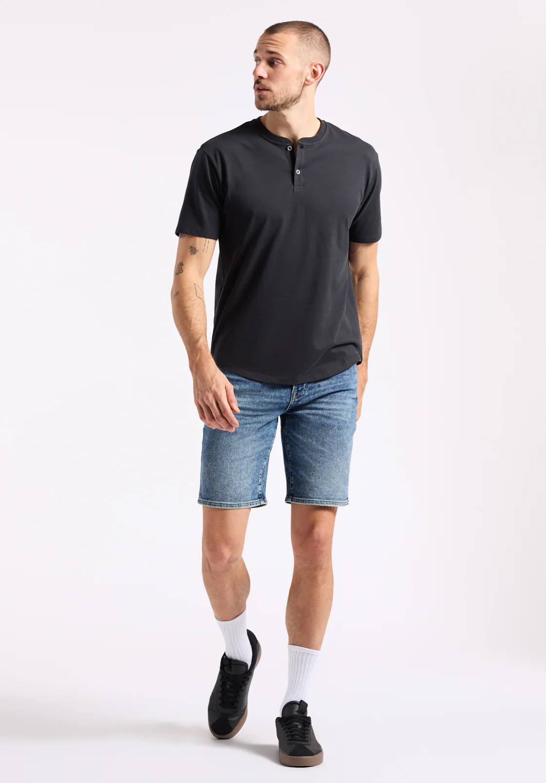 Kamel Men's Short-Sleeve Jersey Henley Top, Black - BM24602 - Image 4