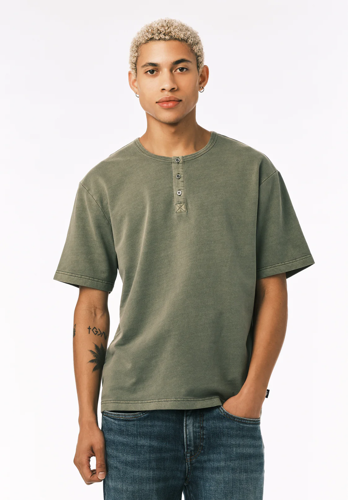 Kandor Men’s Short Sleeve Henley, Army Green - BM24782