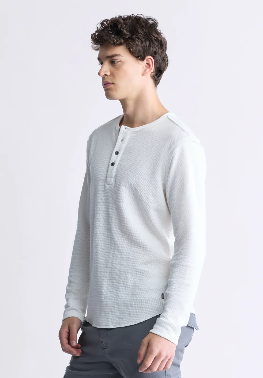 Kipato Men's Long-Sleeve Henley Top, White - BM24434 - Image 2