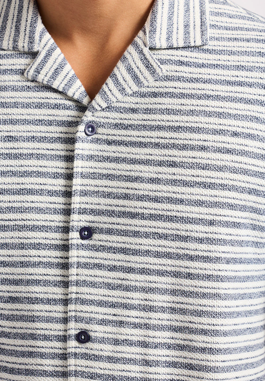 Koddy Men's Short-Sleeve Striped Jersey Button-Up Relaxed Fit Shirt, Midnight Blue - BM24599 - Image 5