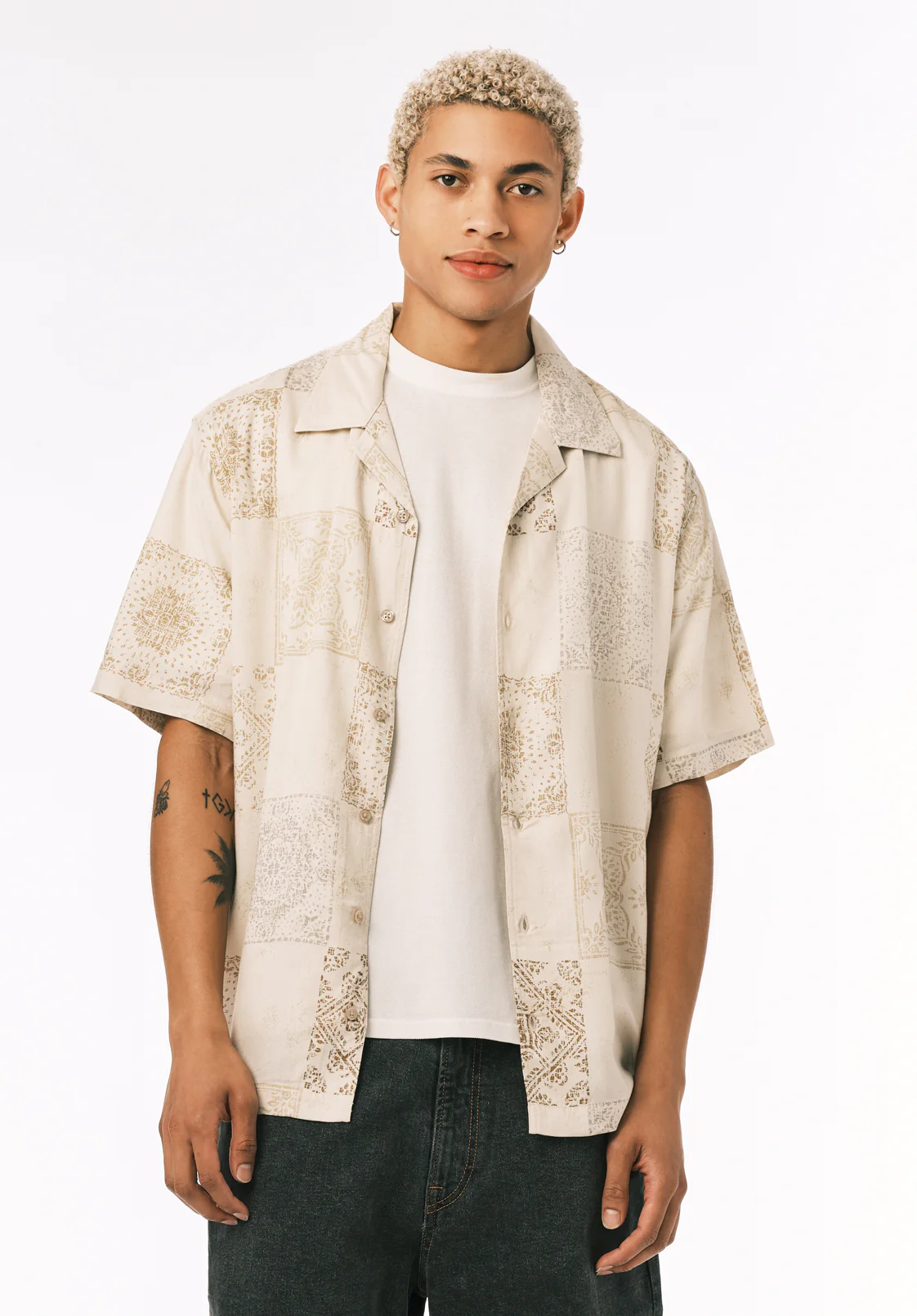 Sandro Men’s Printed Short Sleeve Camp Shirt, Boulder - BM24790