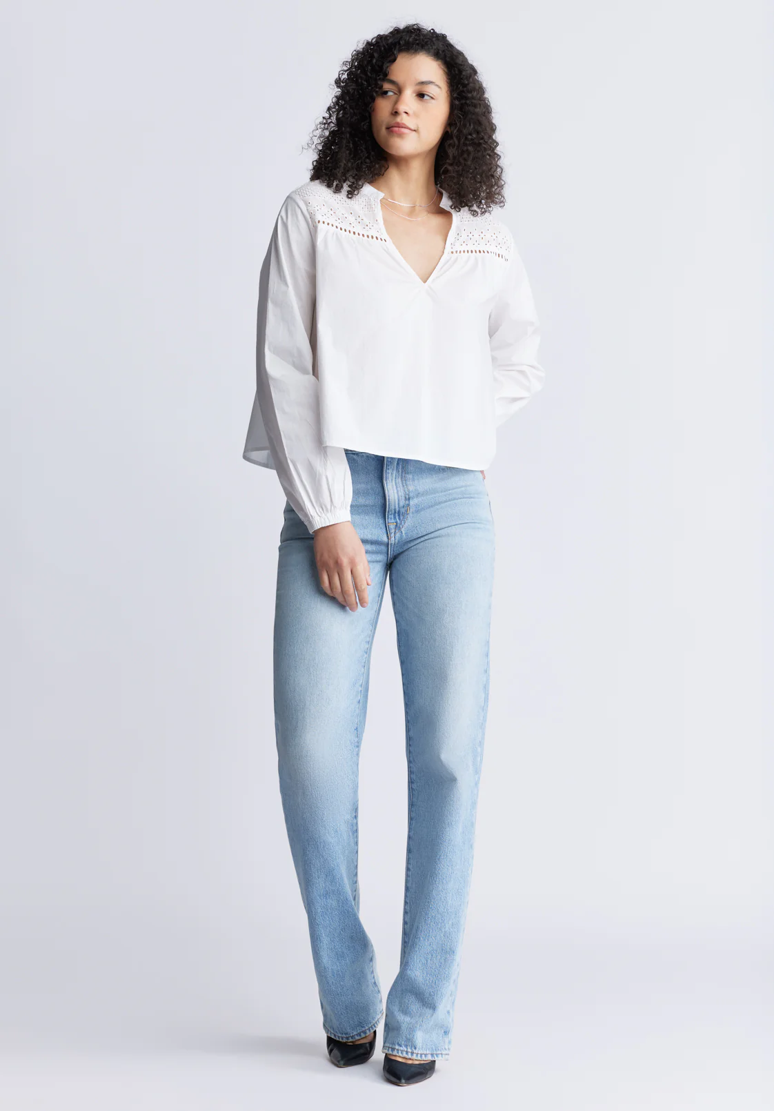 Selyse Women's Long Sleeve Crop Blouse, White - WT0117S - Image 3