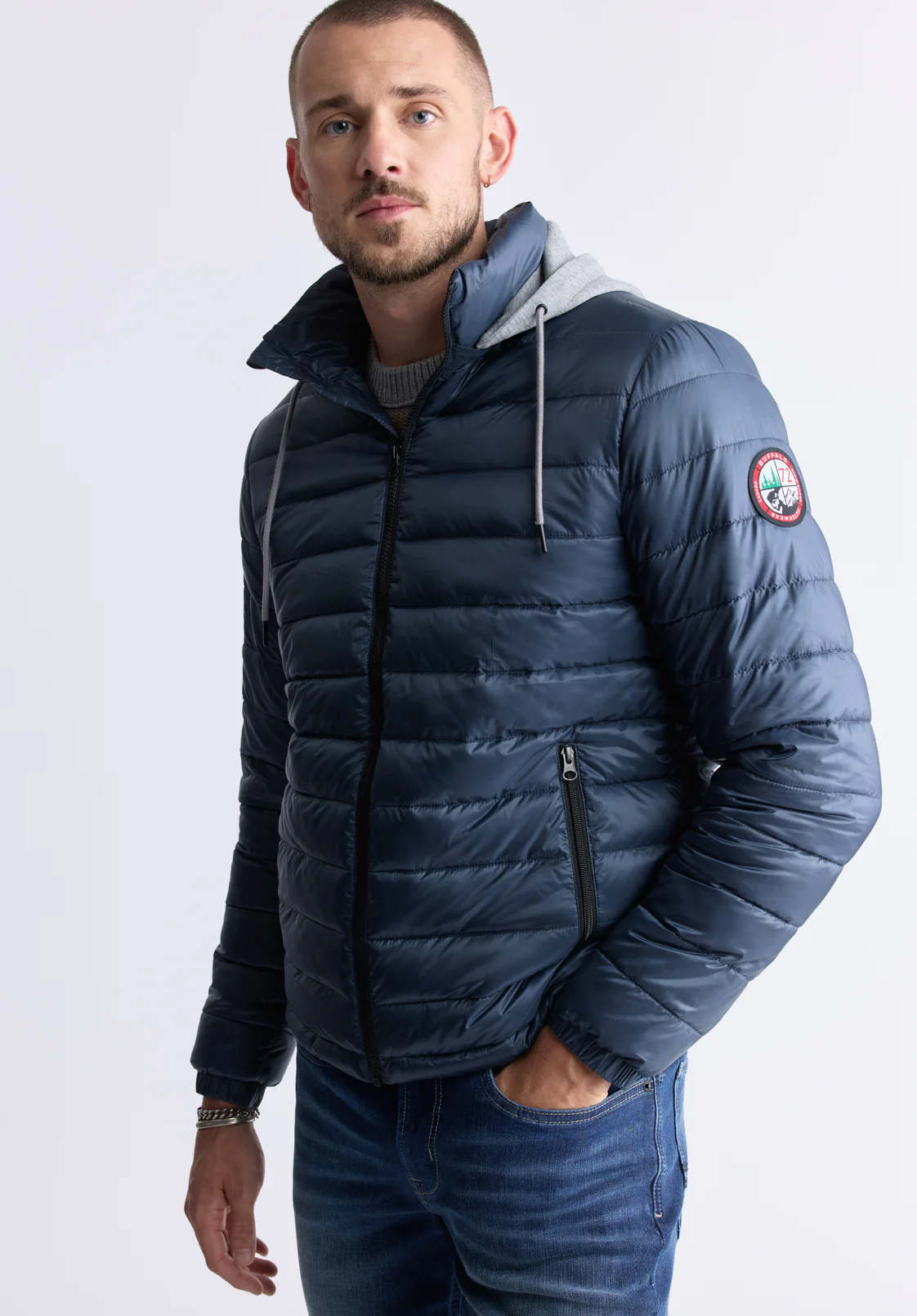 Vince Men’s Quilted Puffer Zip-Up Jacket with Contrasting Hoodie, Navy - OBMFE003 - Image 3