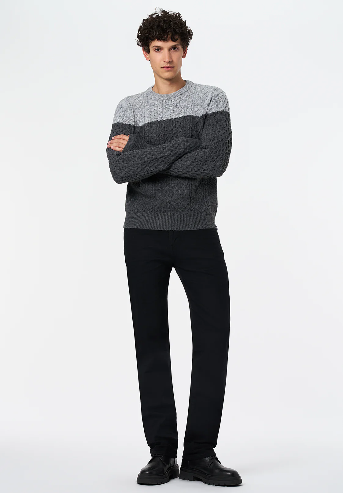 Wintor Men's Relaxed Colorblock Cable Knit Sweater, Heather Grey - BM24748 - Image 4